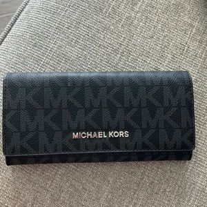 Black Michael Kors Wallet